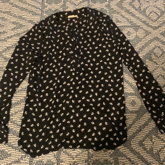 Maison Jules XS Blouse, New condition, Black with flowers - Picture 1 of 2